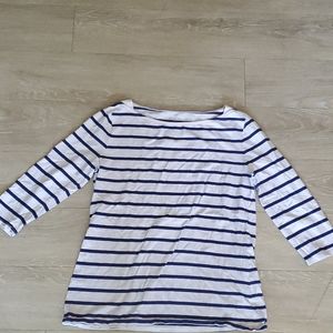 Quarter sleeve comfy shirt